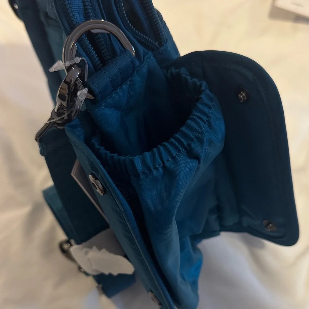 Lug Teal Quilted Crossbody Bag - Picture 3 of 7